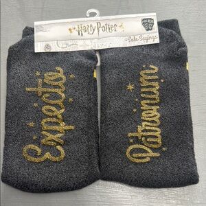 Harry Potter Sole Sayings Gray and Gold Socks Expecto Patronum NWT